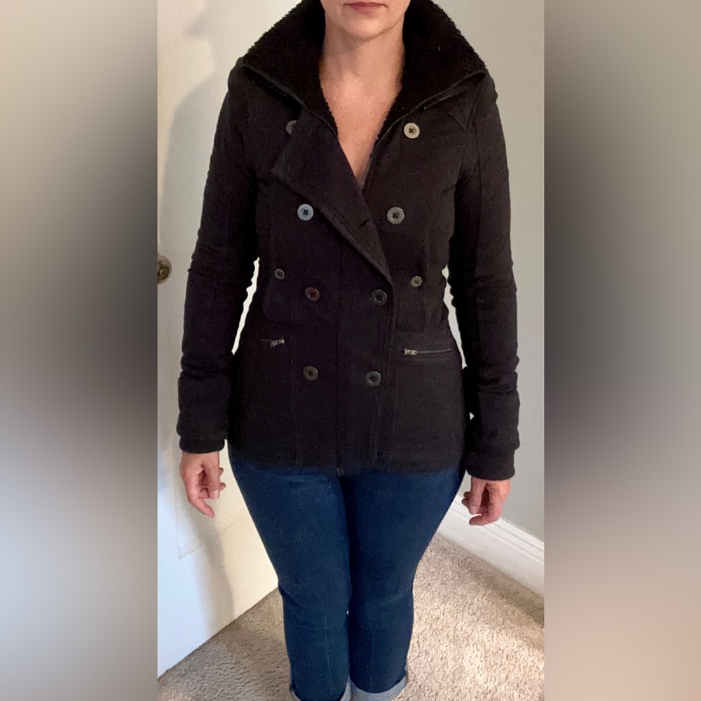 COPY - Lululemon Cozy Coat. EUC. Black. Size 4